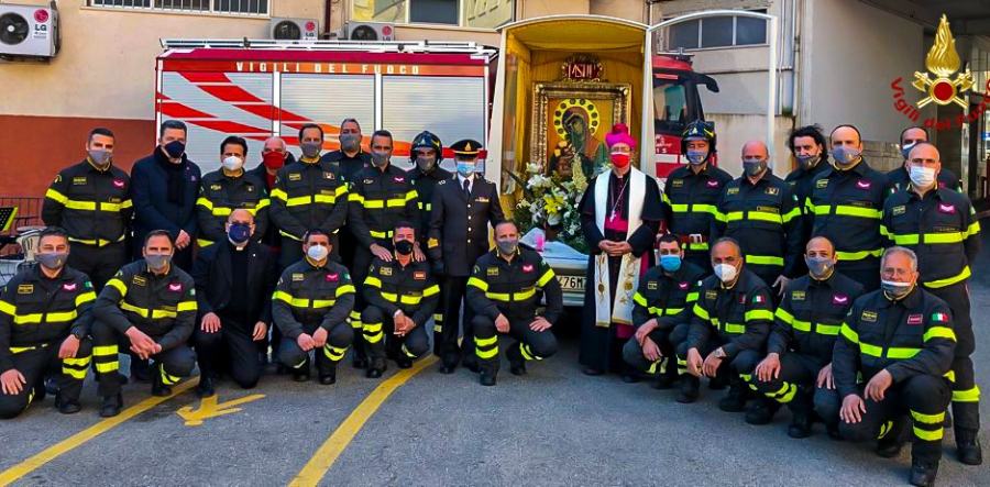 Madonna del Pilerio visita comando vigili fuoco cosenza 01
