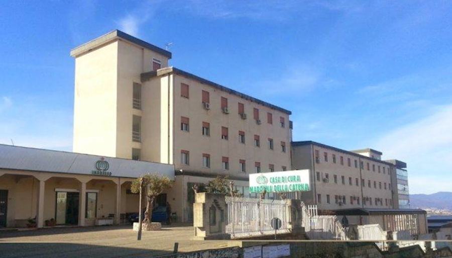 Ospedali iGreco, screening a tappeto. Isolati 16 casi sospetti alla Madonna della Catena 51 Madonna della Catena 5