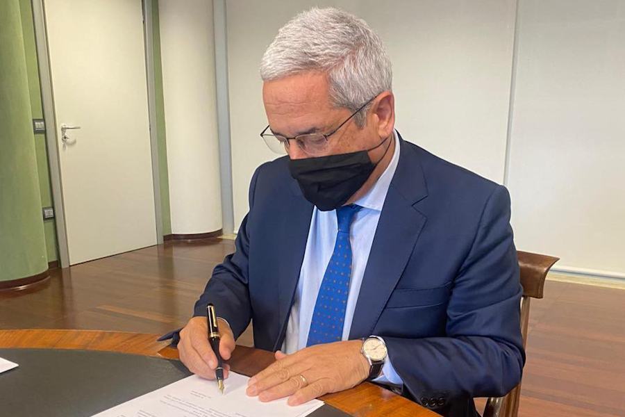 Rende: Tar annulla la delibera di Manna su chiusura scuole, lunedì dovranno riaprire 77 Manna scuole 4