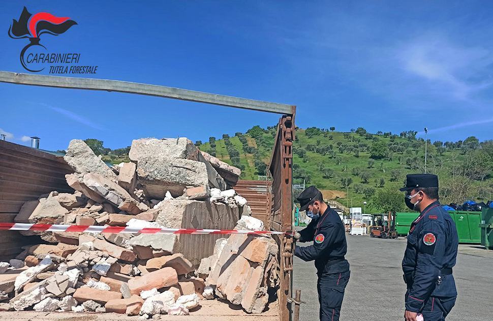 Mongrassano carabinieri forestali1