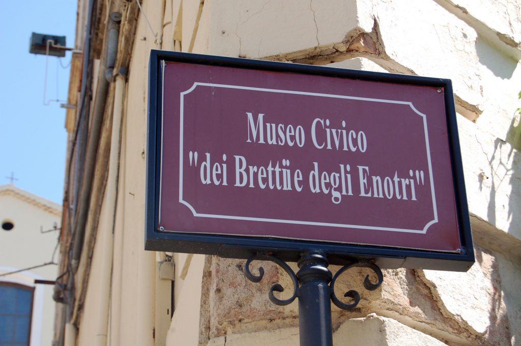Cosenza, il 25 e 26 dicembre musei aperti 71 Museo dei Brettii e degli Enotri 1024x681 2