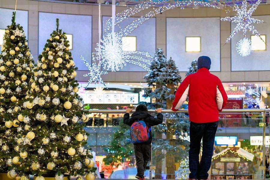 Conte "esaminata la curva, nel pomeriggio novità". A Natale il coprifuoco resta alle 22 77 Natale 2 1