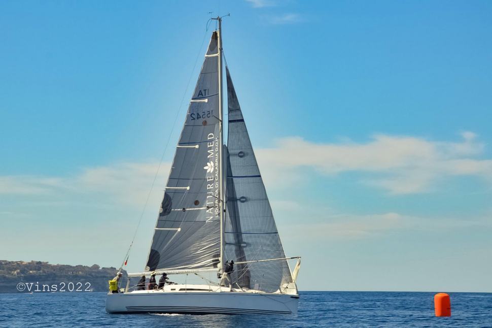 Vela, Essenza Nature Med si aggiudica il trofeo "Marina Yacht Club Tropea" 70 Natural med
