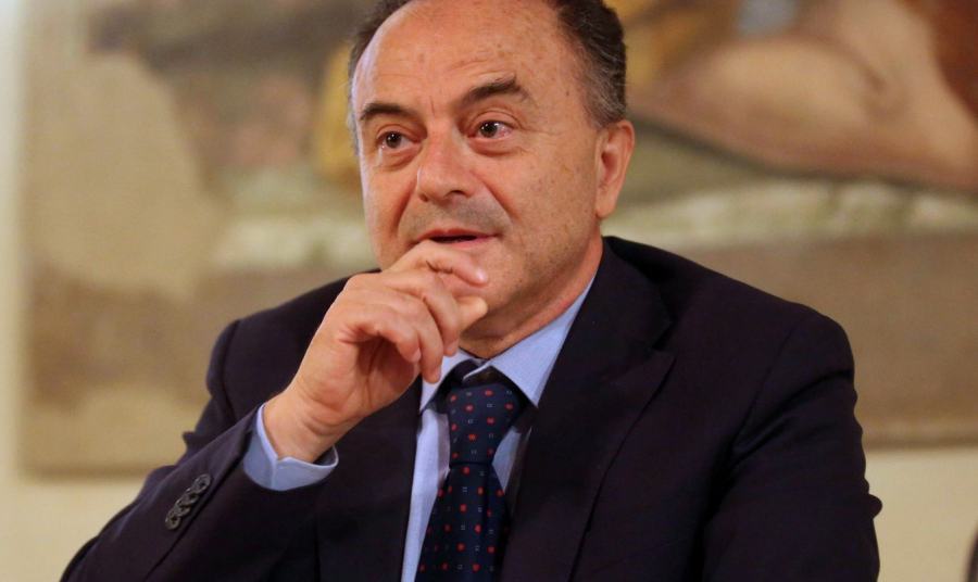 Nicola gratteri 19