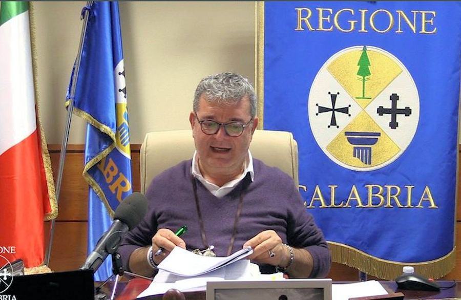 Pronta l'ordinanza per chiudere le scuole. Spirlì "la priorità è la vita di ragazzi e famiglie" 51 Nino Spirli presidente facente funzioni 2