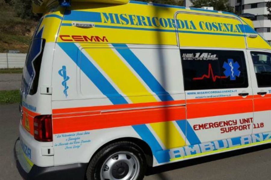 Nuova ambulanza misericordia cosenza 1