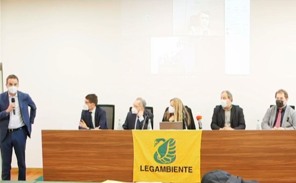 Occhiuto Ecoforum legambiente