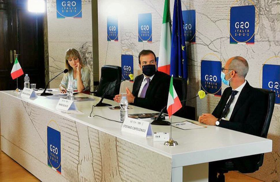 Parco del Benessere, la città di Cosenza premiata con l'Urbes-Award-Bene Comune 51 Occhiuto Roma1