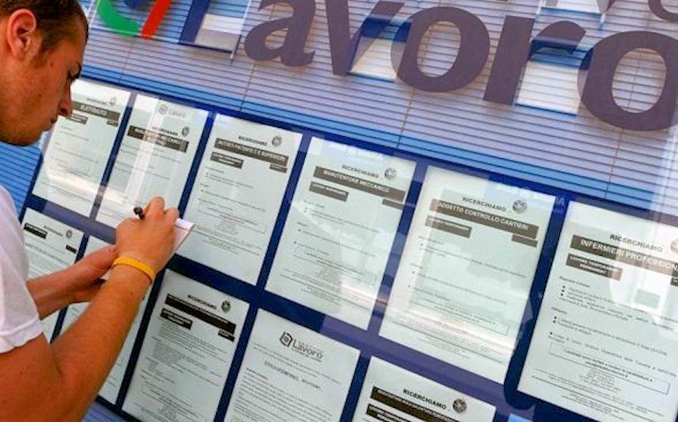 In Calabria centri per l'impiego senza impiegati. Assunzioni al palo "gap incolmabili" 51 Offerte di lavoro