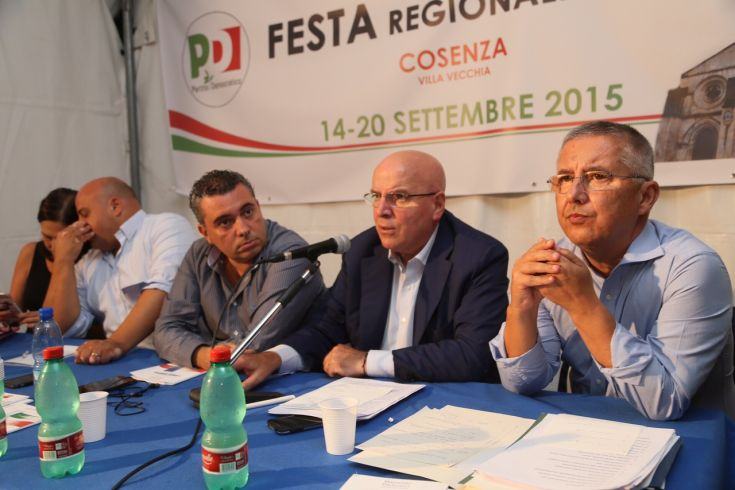Oliverio a Cosenza: “Soddisfatto per il lavoro compiuto in questi mesi sui fondi comunitari” 212 Oliverio01