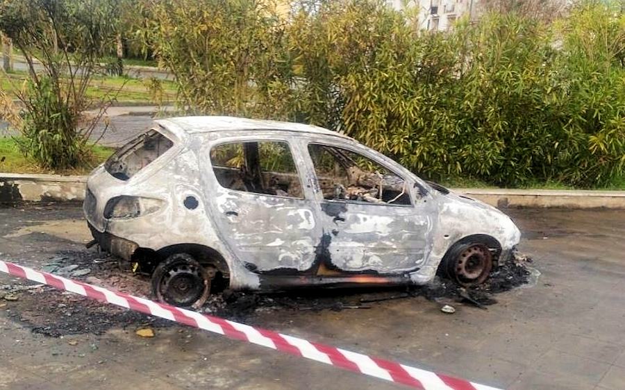 Trovato cadavere carbonizzato, trentottenne fermato per omicidio 51 Omicidio Barresi auto