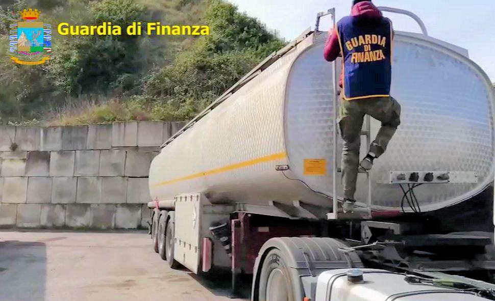 Operazione petromafia2