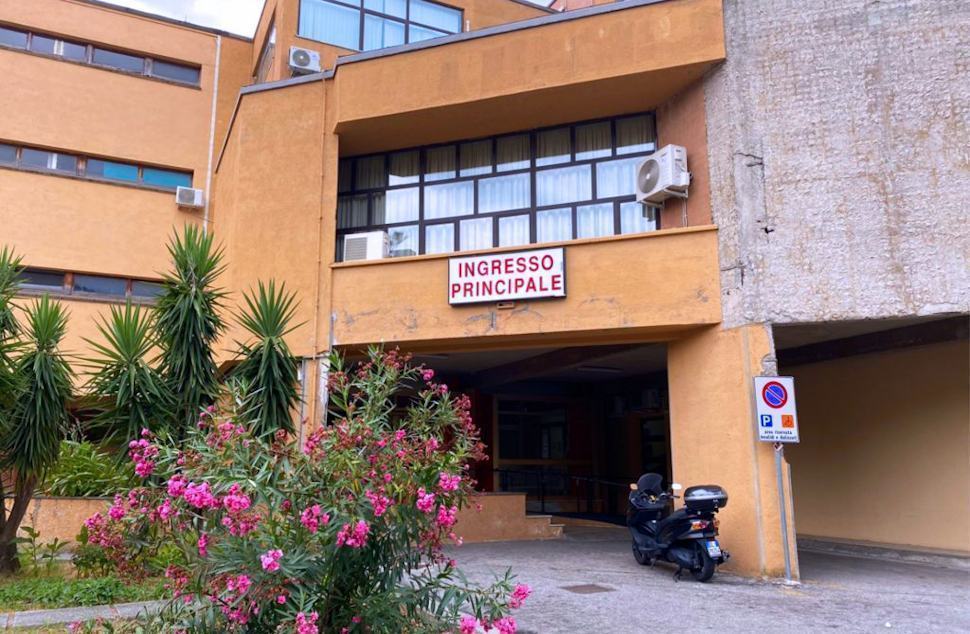 Cetraro, punto nascite verso la riapertura. Gentile (FI) "svolta decisiva per il Tirreno cosentino" 80 Ospedale Cetraro 7