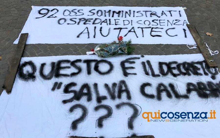 Oss Cosenza protesta 02