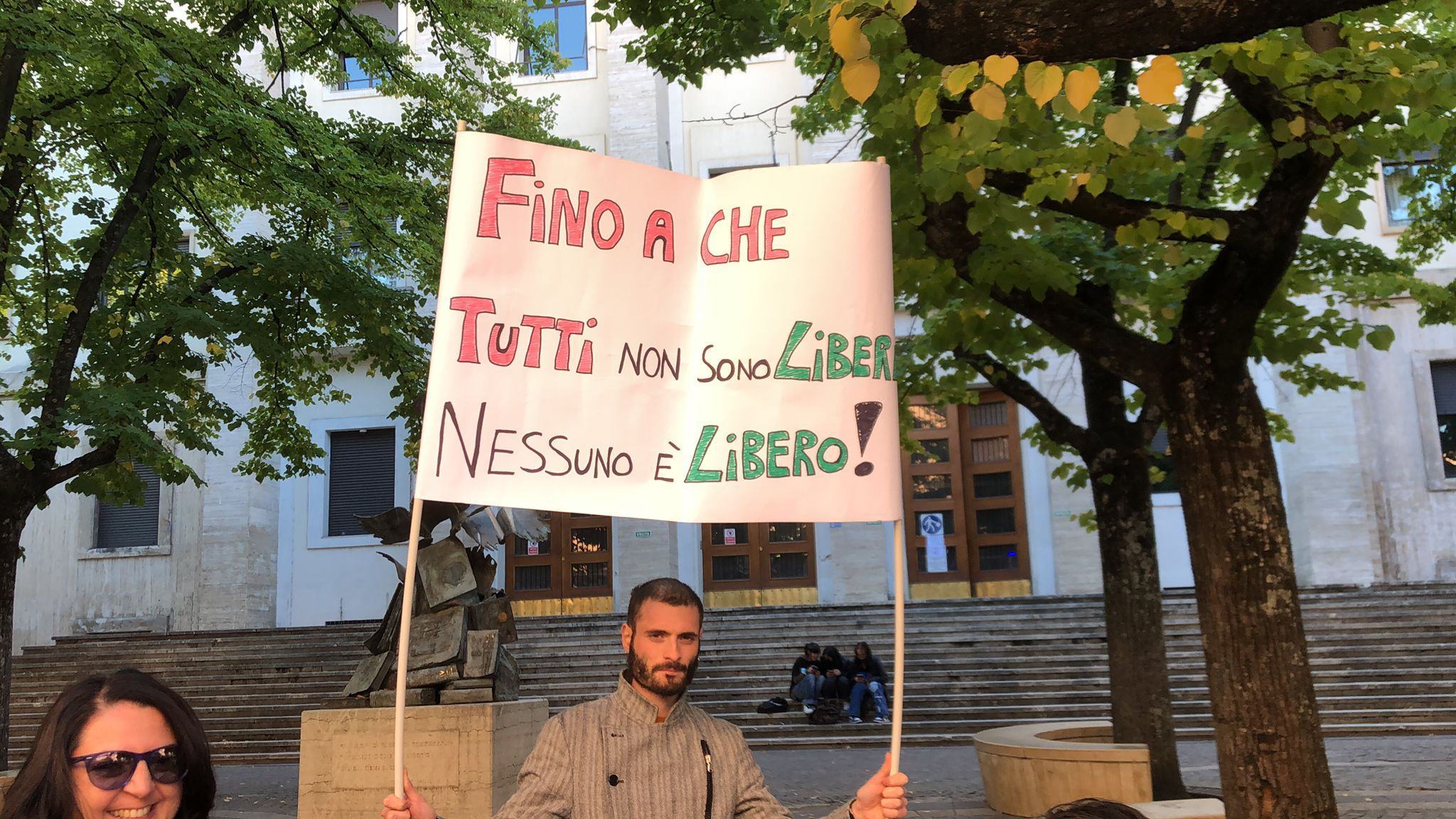 Green Pass e proteste flop in Calabria, 50 manifestanti a Cosenza 51 PROTESTA GREEN PASS COSENZA 4