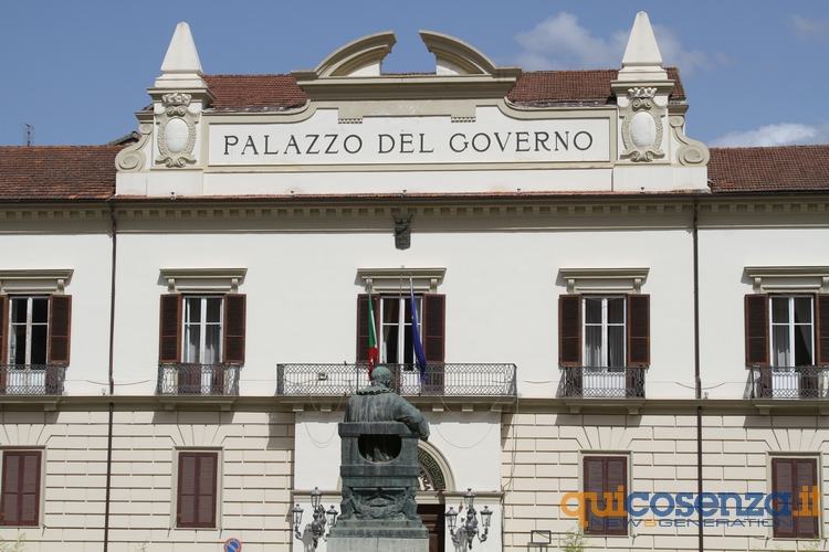Palazzo Provincia Piazza XV Marzo Cosenza 02