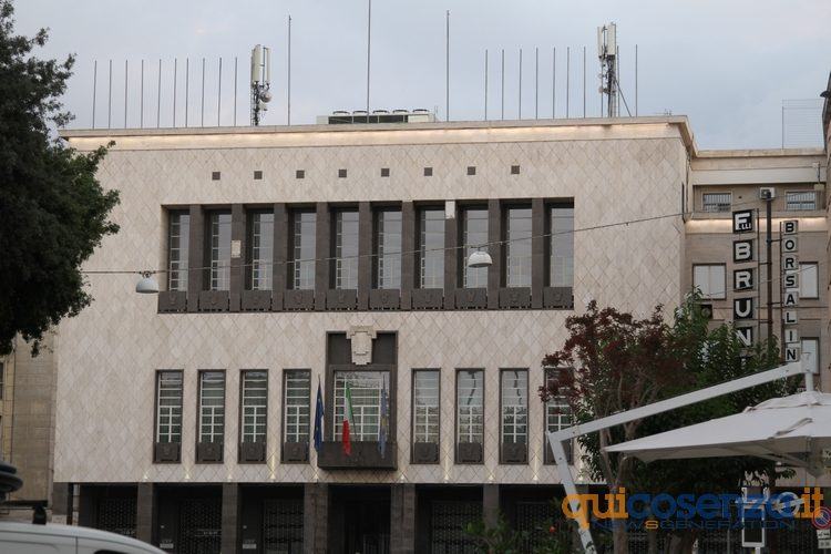 Italia in Comune Cosenza: "dubbi sullo 'straordinario' piano di alienazione immobiliare" 54 Palazzo dei bruzi comune di cosenza e1559811548765 5