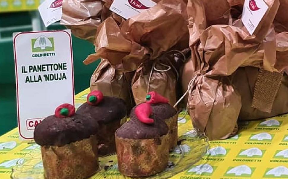 "Il panettone 'nduja e cioccolato l'ho creato io". Chef porta in tribunale un'azienda 51 Panettone ndujia