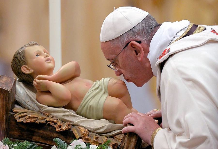 Messaggio di Natale del Papa al mondo logorato dalla pandemia "Il vaccino sia per tutti" 51 Papa Francesco 8