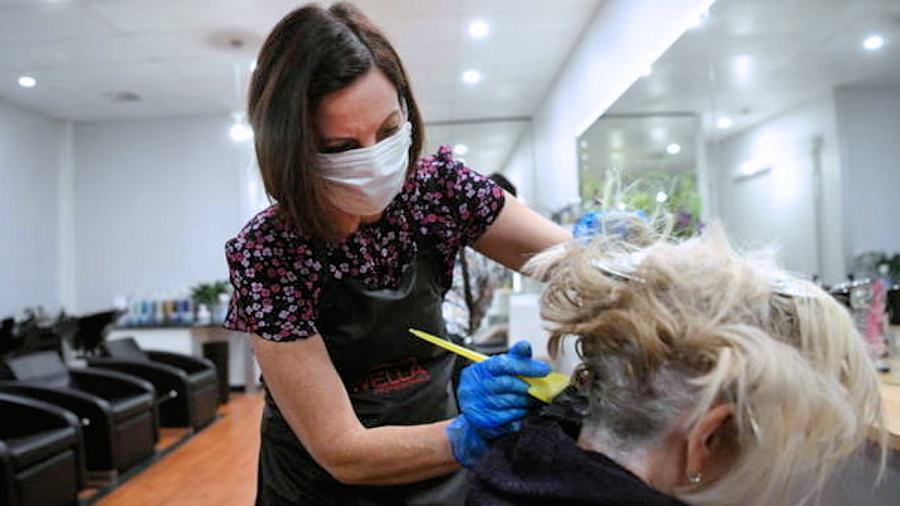 La Puglia riapre il 18 parrucchieri e centri estetici. Santelli "condivido la scelta" 51 Parrucchieri 1