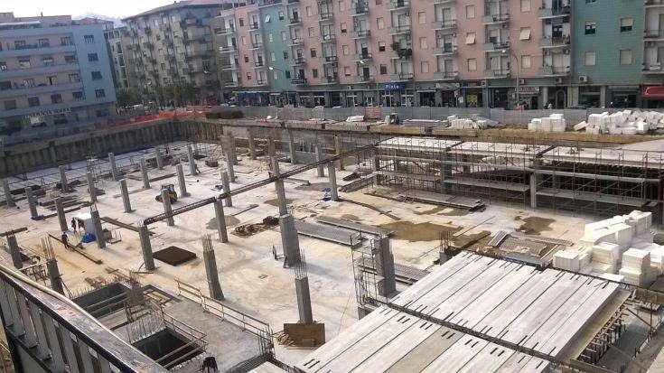 Piazza Bilotti 2