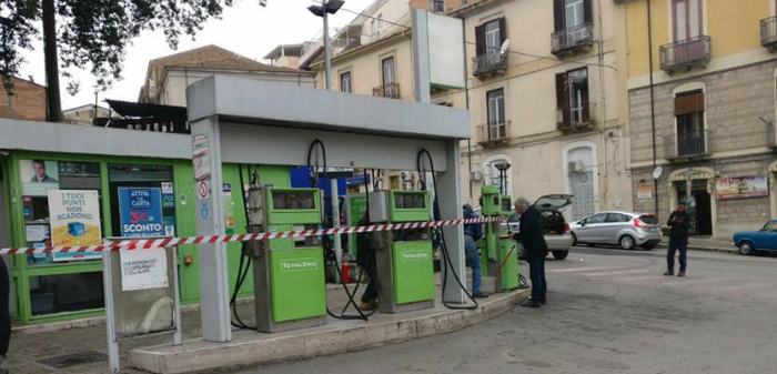 FOTONOTIZIA - Addio alla Stazione di servizio di Piazza Riforma: parte lo sgombero 53 Piazza Riforma