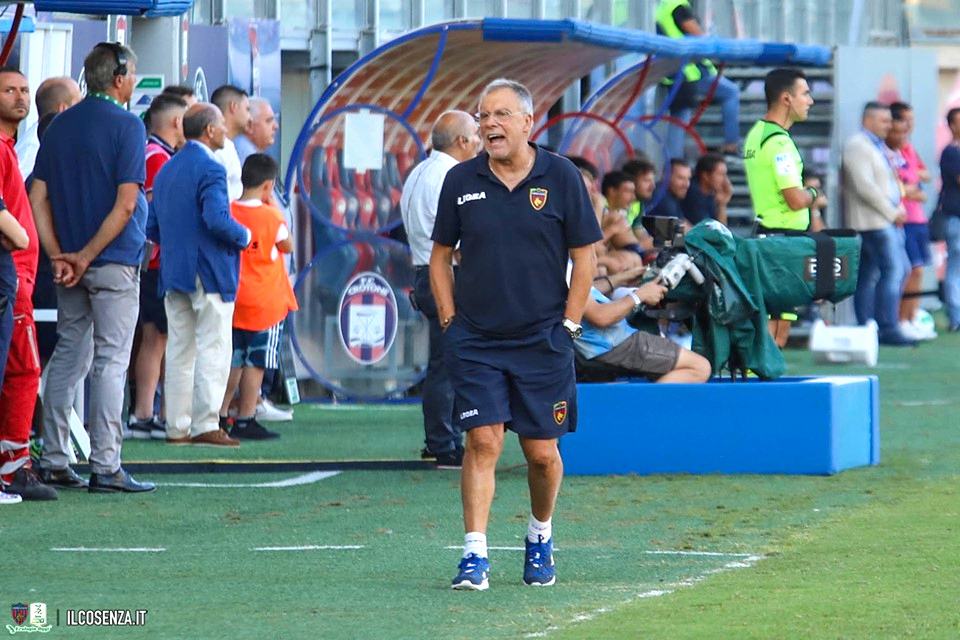 Le 200 di Braglia in serie B: "Contro la Salernitana voglio vedere lotta e sacrificio" 60 Piero Braglia 2 1