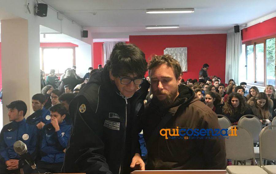 Pinuccio e Tansi incontrano 200 studenti per parlare di prevenzione (FOTO) 68 Pinuccio e tansi 04