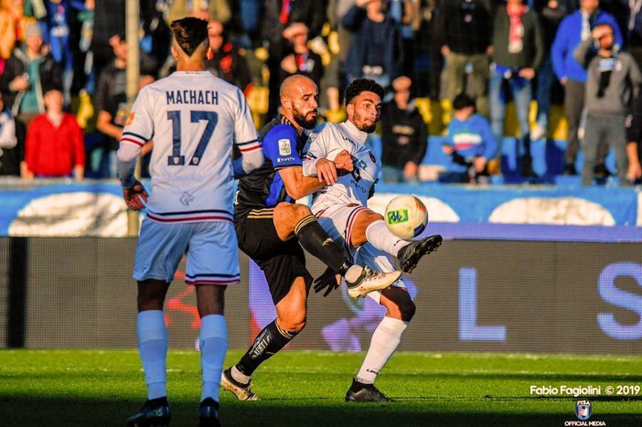 Segna super Riviere (doppietta) e il Cosenza sbanca Pisa. Vittoria monumentale 53 Pisa Cosenza