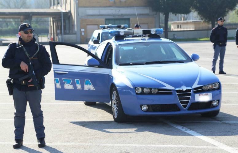Controlli a tappeto nelle aree ad alta densità criminale della provincia di Cosenza 51 Polizia 22