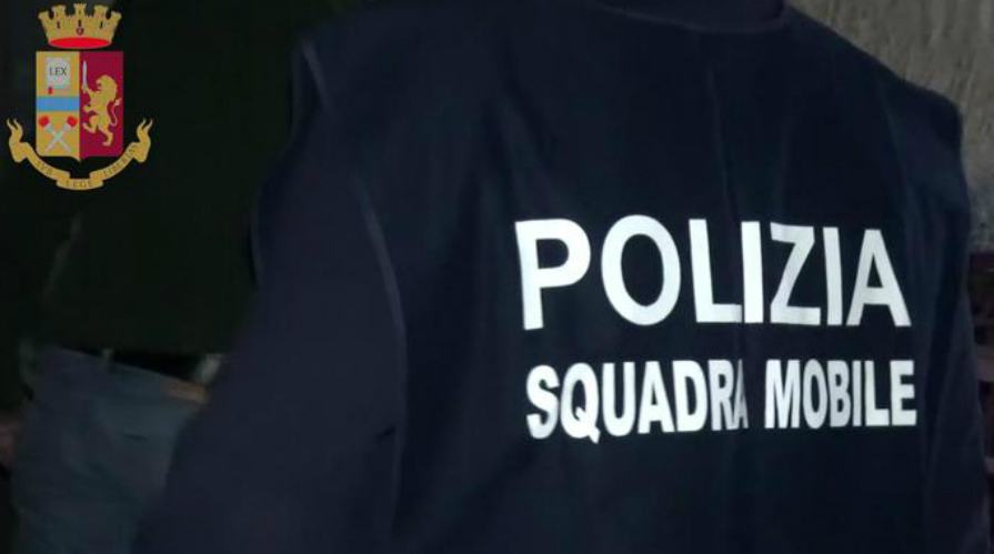 Polizia Squadra mobile 5