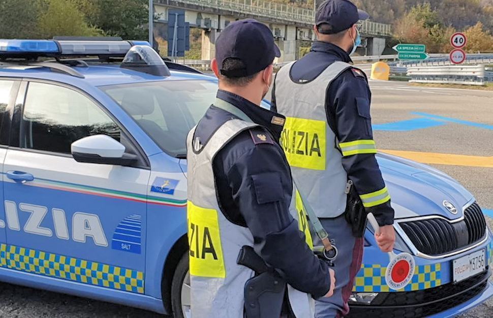 Polizia Stradale 15