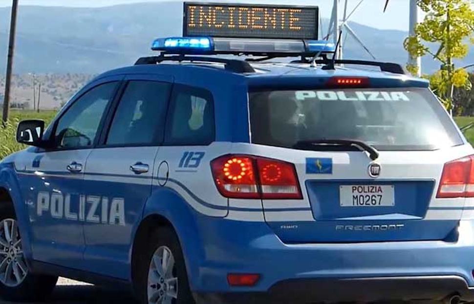 Stradale incidente polizia