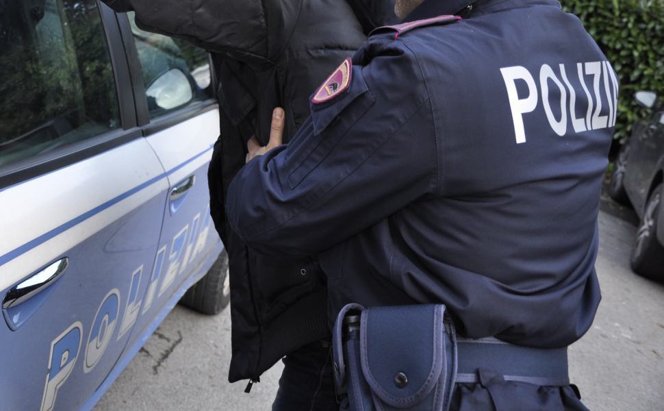 Polizia arresto 30