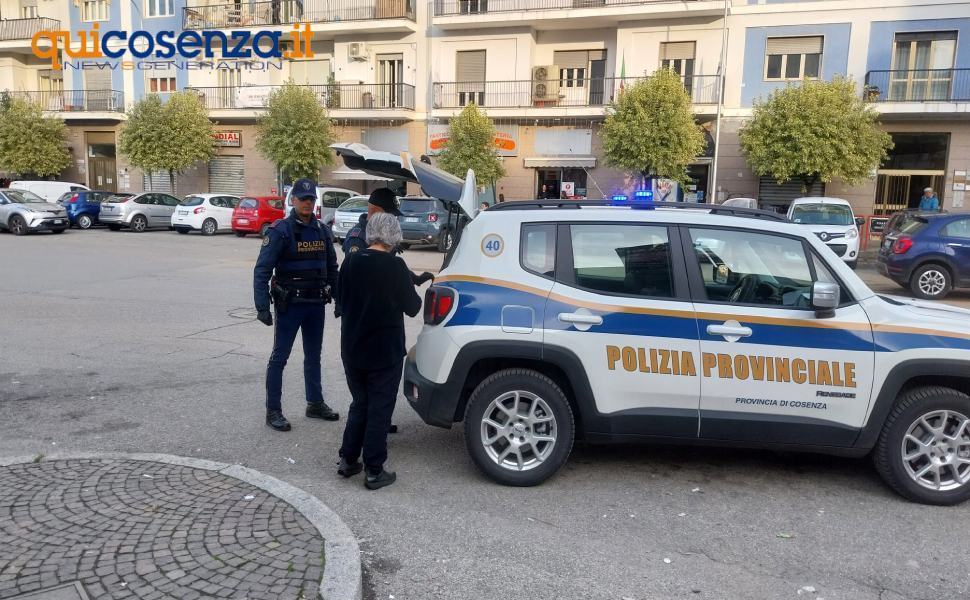 Polizia autostazione Coosenza 1
