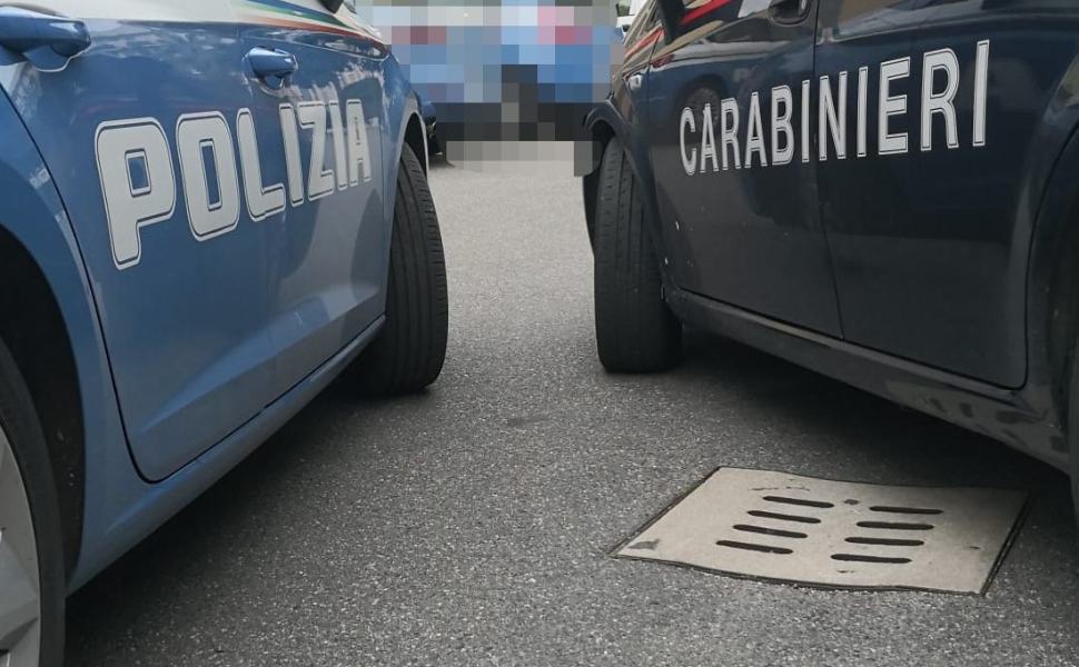 Polizia e Carabinieri auto