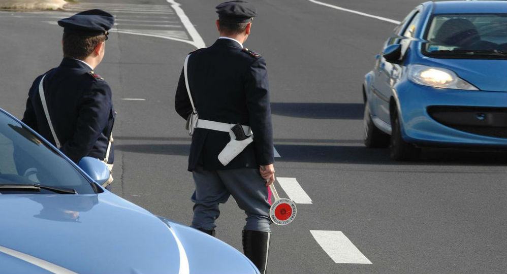 Polizia stradale incidente 2