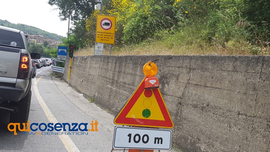 Ponte Cannavino Celico statale 107 lavori semaforo2 1