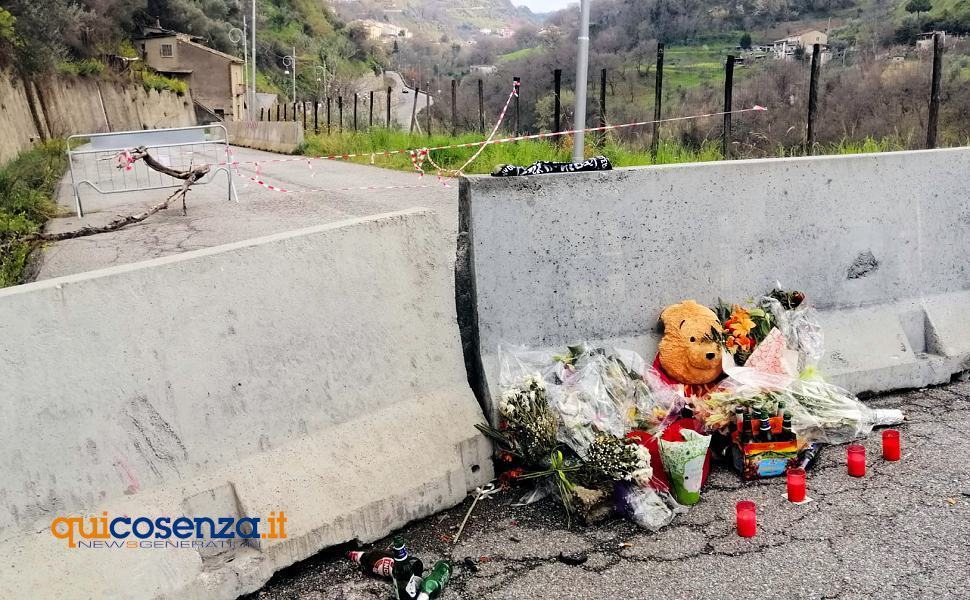 Cosenza, Faisa Confail: "Portapiana, strada dimenticata da oltre un anno" 51 Portapiana incidente blocchi cemento3