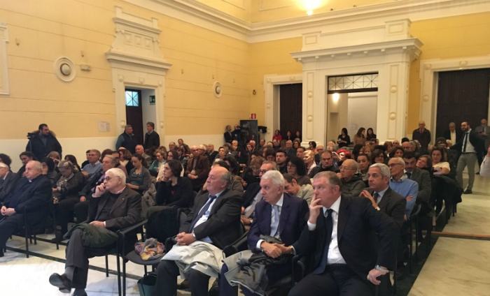 Calici in alto per chiudere l'edizione 2016 del "Premio Sila '49" 63 PremioSila