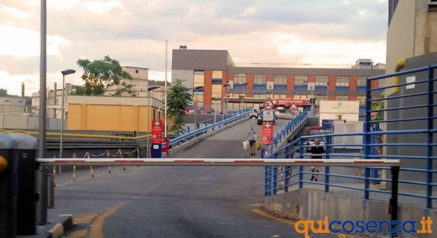 Pronto soccorso Ospedale Cosenza annunziata 735x400 7