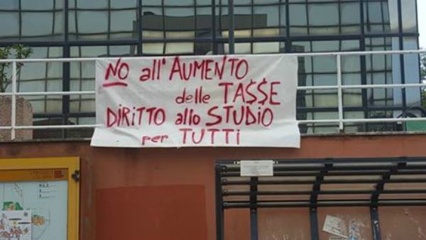 Protesta tasse Unical 1