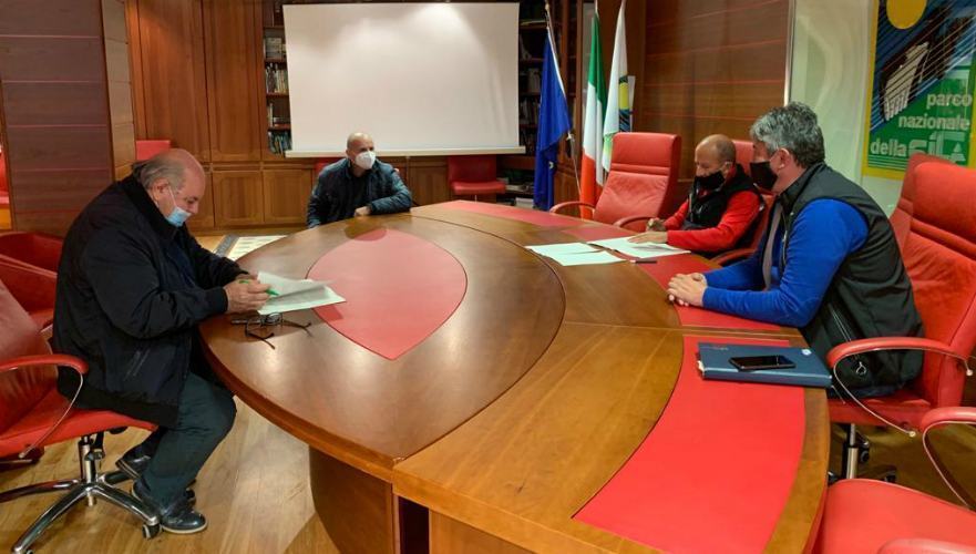 Protocollo d'intesa tra l'Ente parco Nazionale della Sila ed il Gal Kroton 53 Protocollo dintesa 1