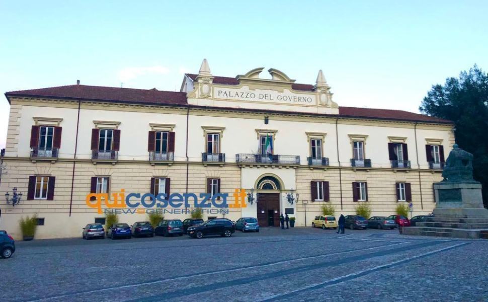 Provincia-Cosenza-piazza-XV-Marzo