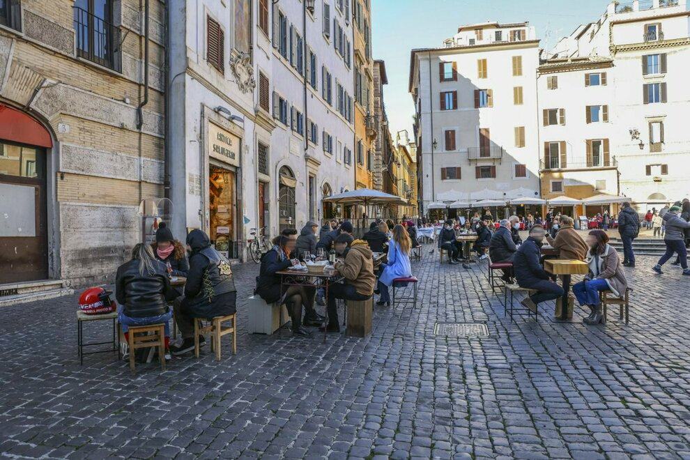 Riparature, le regioni al Governo "aprire i ristoranti anche a cena, se all'aperto" 74 RISTORANTI ZONA GIALLA 1