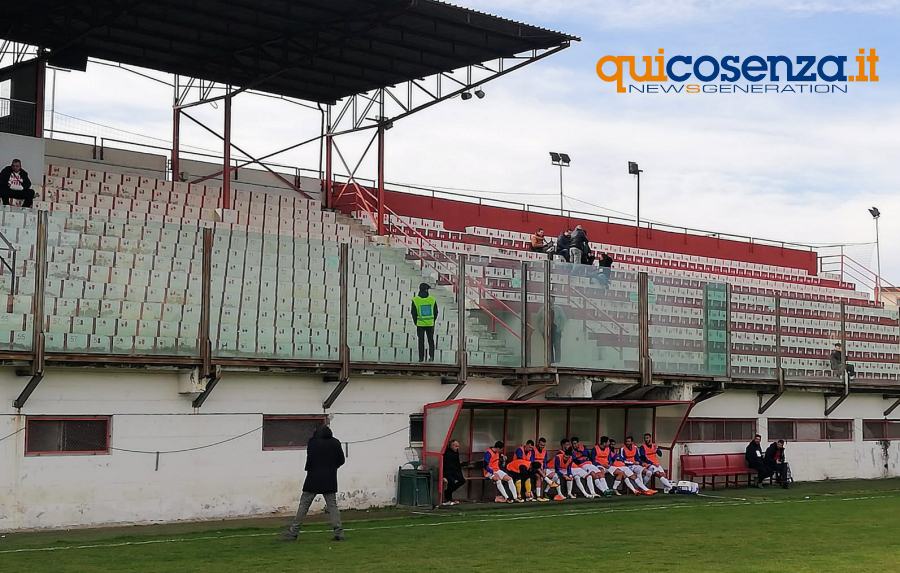 Rende-Francavilla a porte chiuse. La sfida all'ex tecnico Trocini ancora senza tifosi 52 Rende Siracusa stadio1
