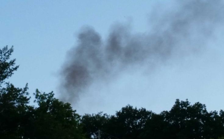 Aria velenosa e tossica a Rende, dove ogni sera qualcuno 'incendia' plastica e ferro (FOTO) 66 Rende fumo nero 02