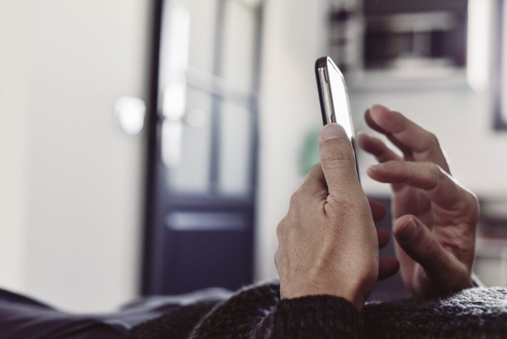 Vendetta porno: quando la ‘ripicca’ dell’ex diventa virale, come difendersi (VIDEO) 2 Revenge porn 2