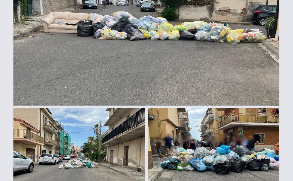 Caos a Cariati, i rifiuti per strada ostacolano gli interventi della ditta. Chiesto un tavolo in Prefettura 51 Rifiuti Cariati 1