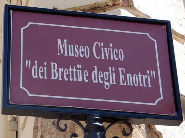 Musica colta al Museo dei Brettii e degli Enotri, al via la nuova stagione 59 Ritorna a Cosenza l autunno musicale articleimage